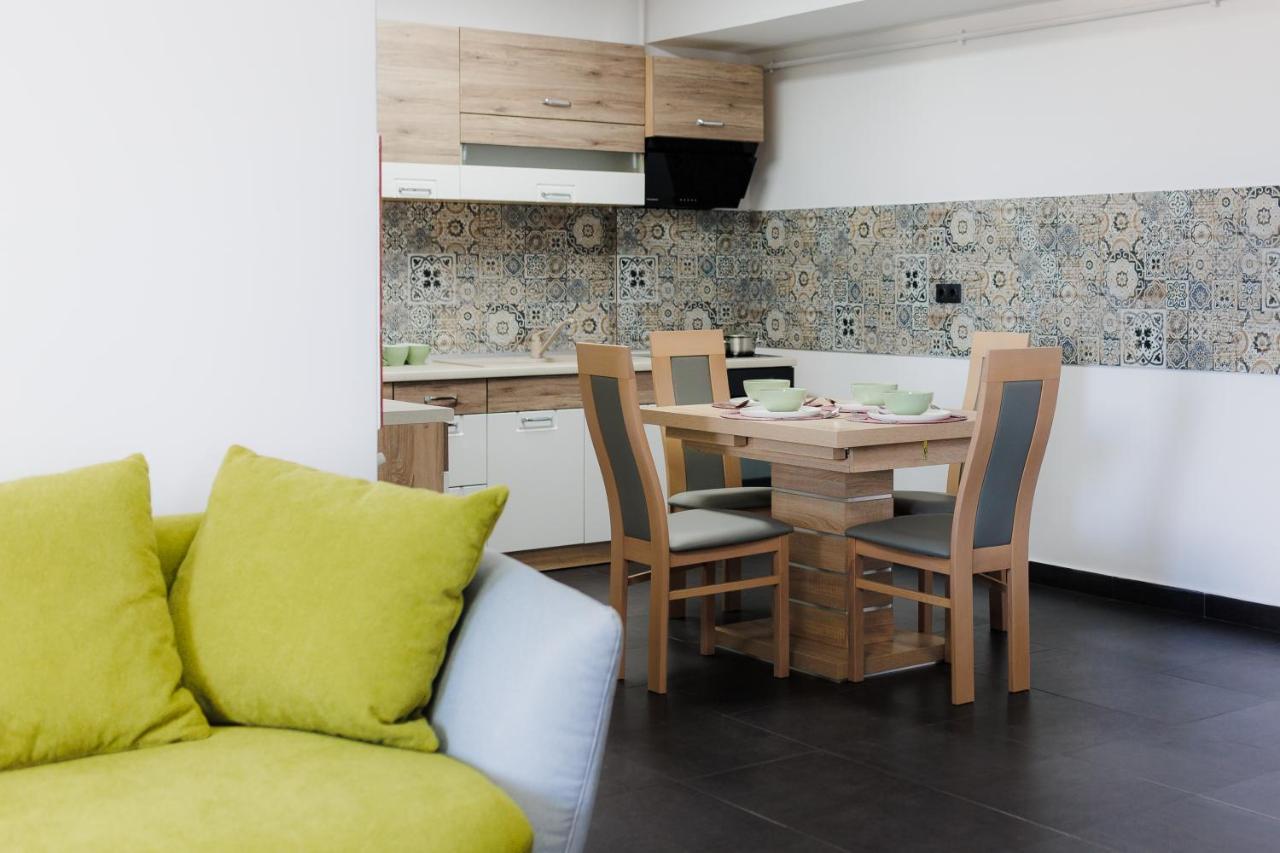 Plaza Apartment Satu Mare Dış mekan fotoğraf